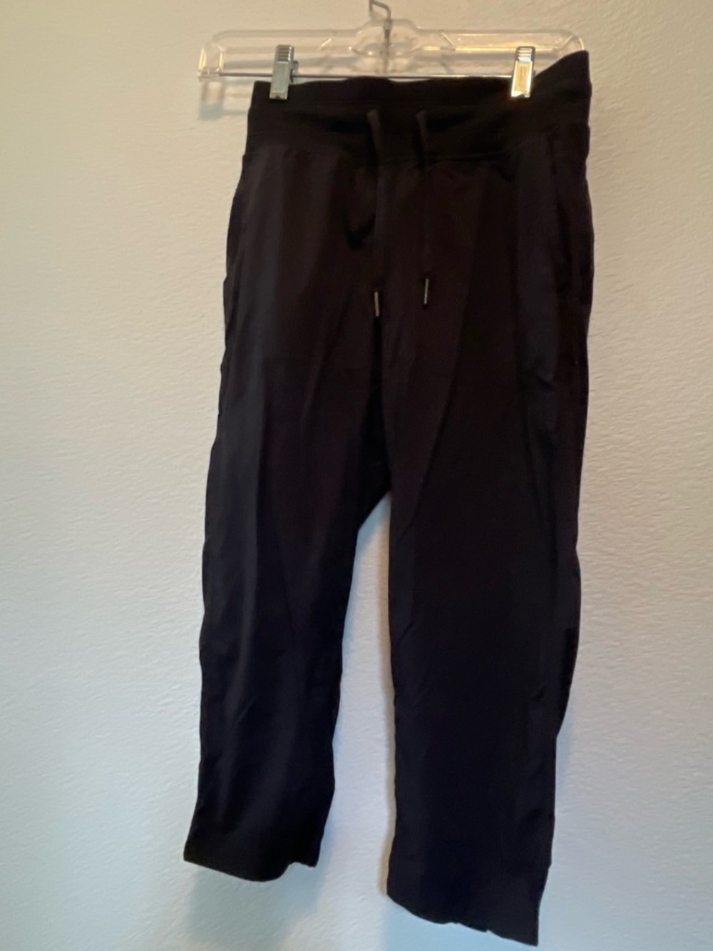 Lululemon Cropped Joggers